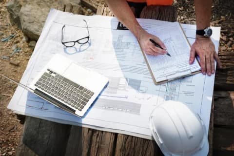Estimate review service for homeowner contractor bids